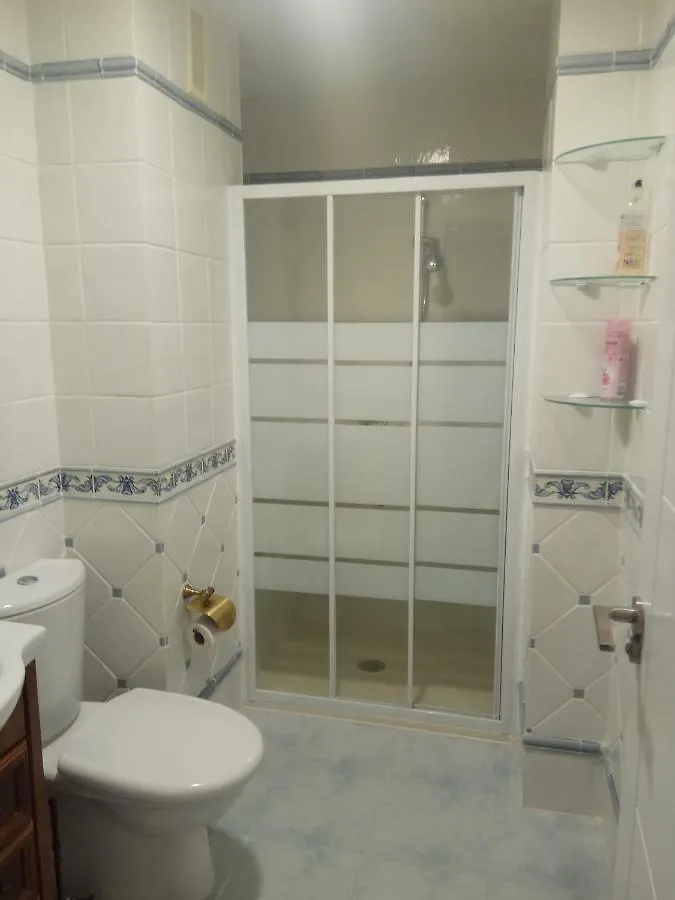Guesting Ladreda Apartamento Cádiz
