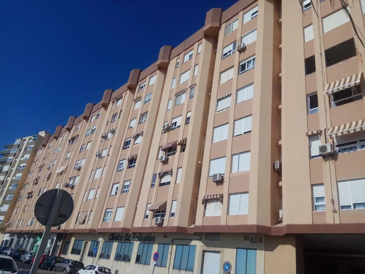 Guesting Ladreda Apartamento Cádiz